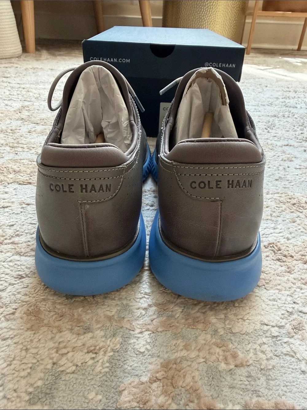 Cole Haan Men’s Gray Leather Oxfords with Blue Sole - Zerogrand - Size 10.5